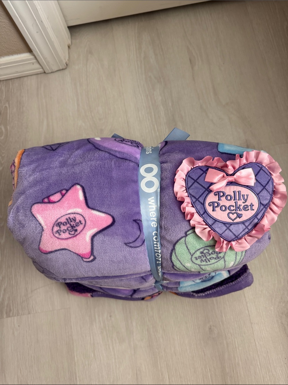 Polly Pockey Wearable Blanket
